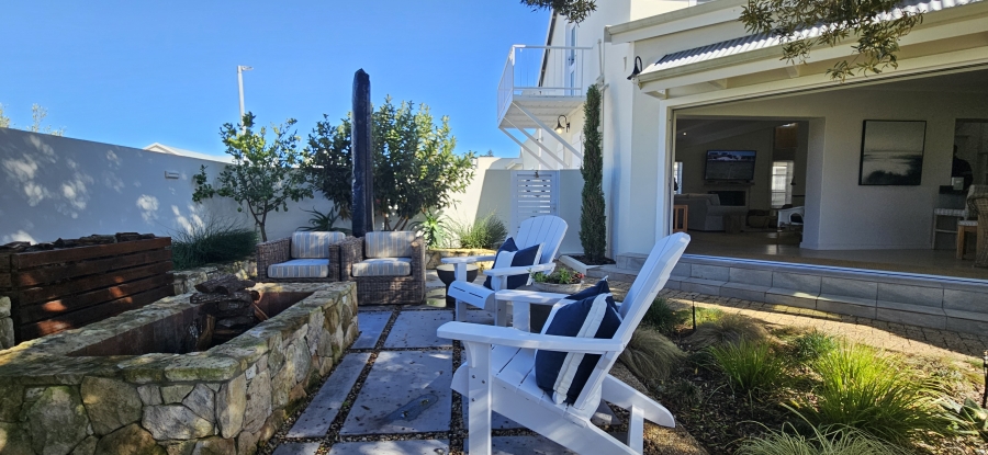 3 Bedroom Property for Sale in Stilbaai Wes Western Cape